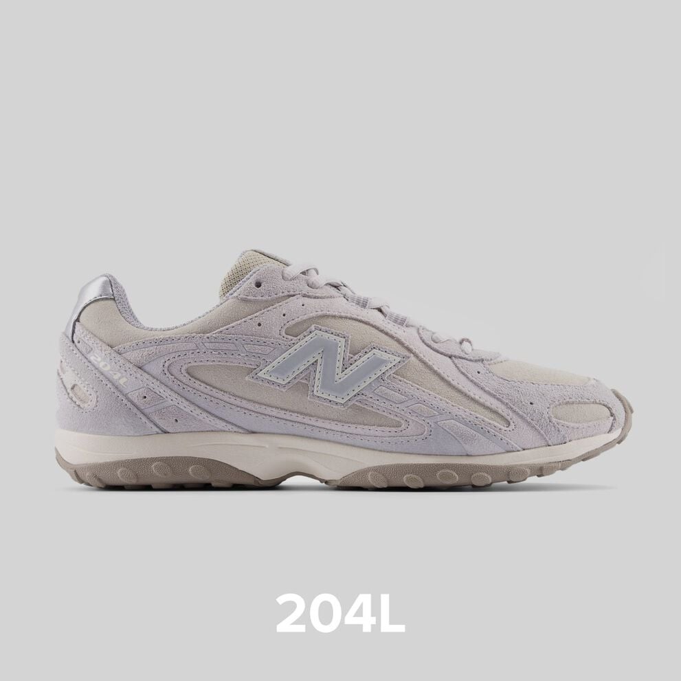 Unisex 204L shoe.