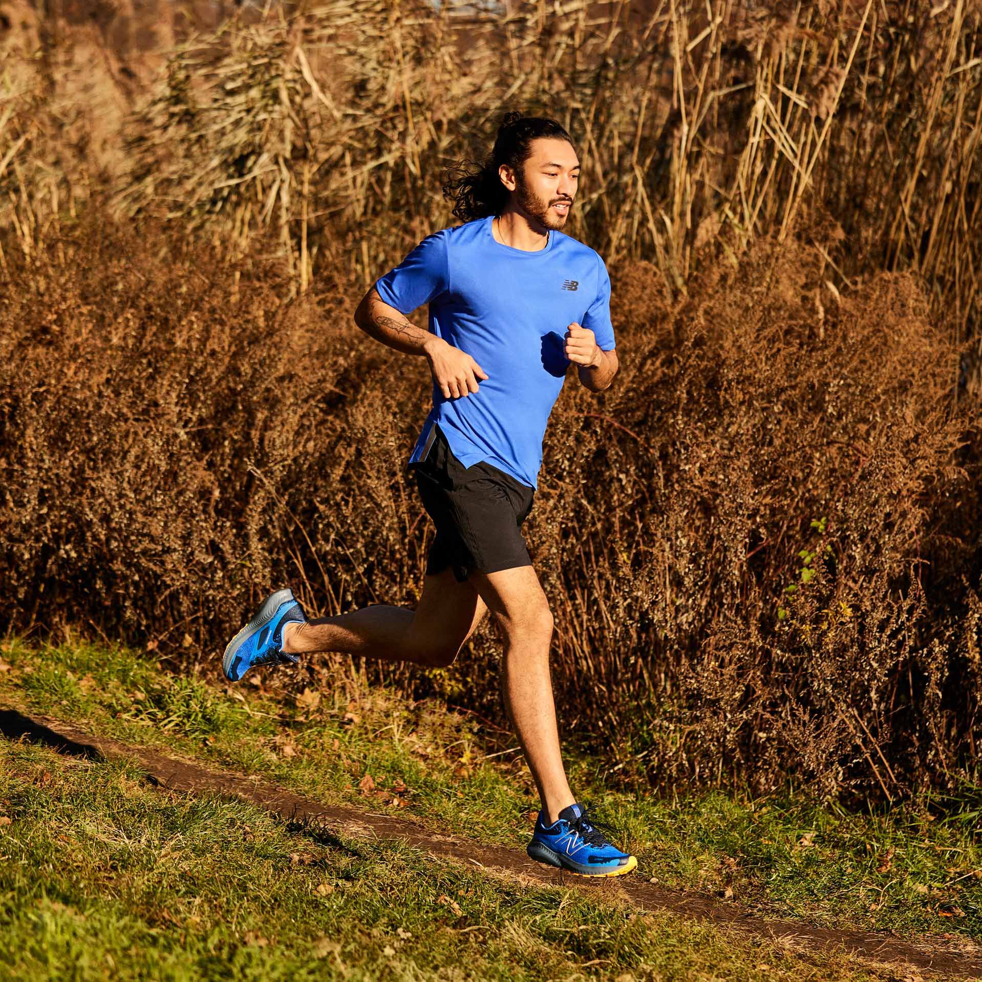 Men's trail shoe image 