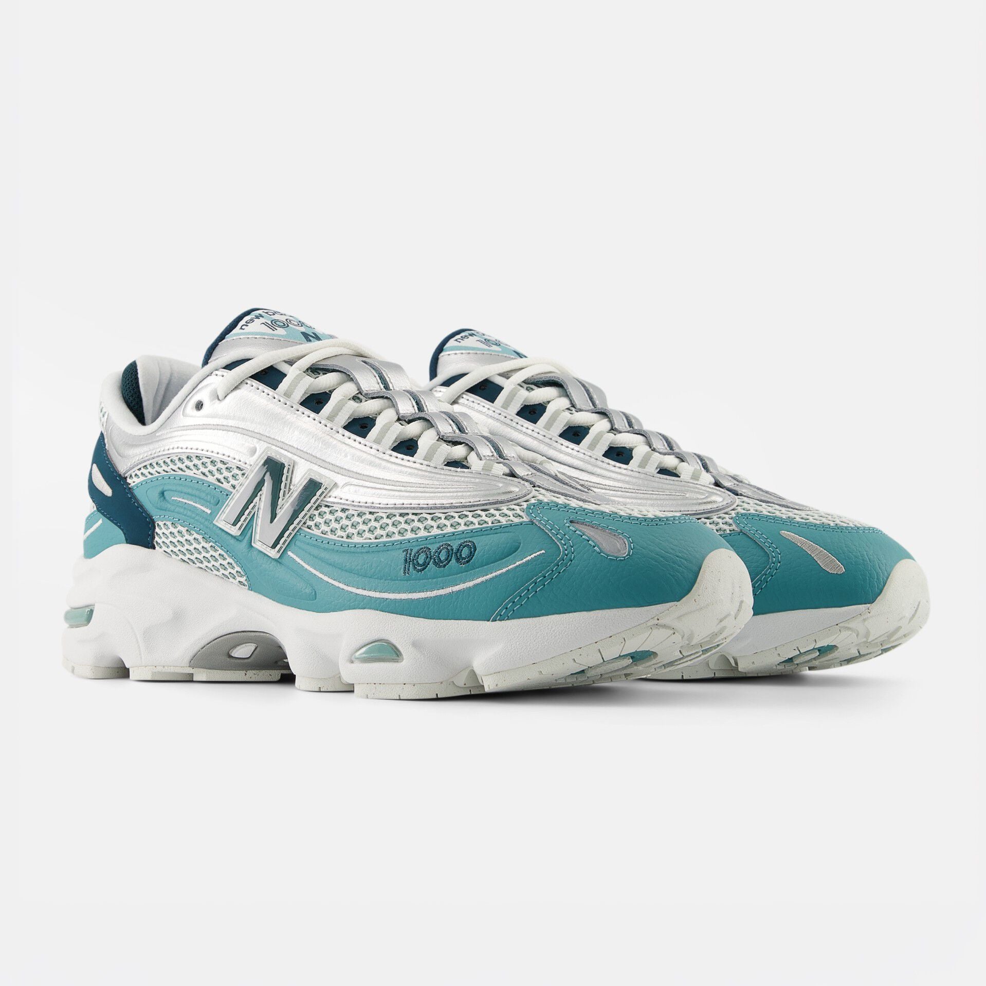 Unisex 1000 shoes.