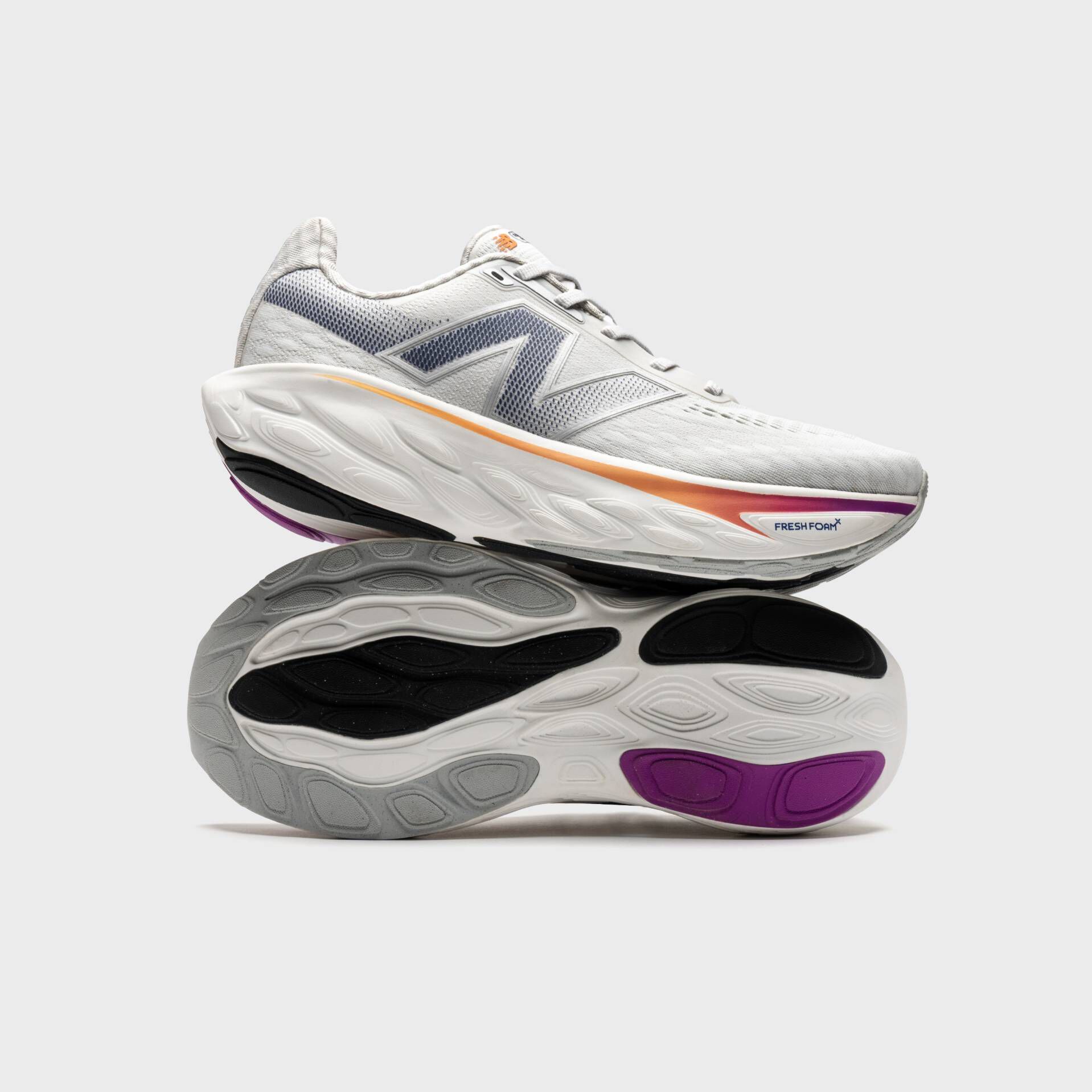 Men's 1080v14 shoes.