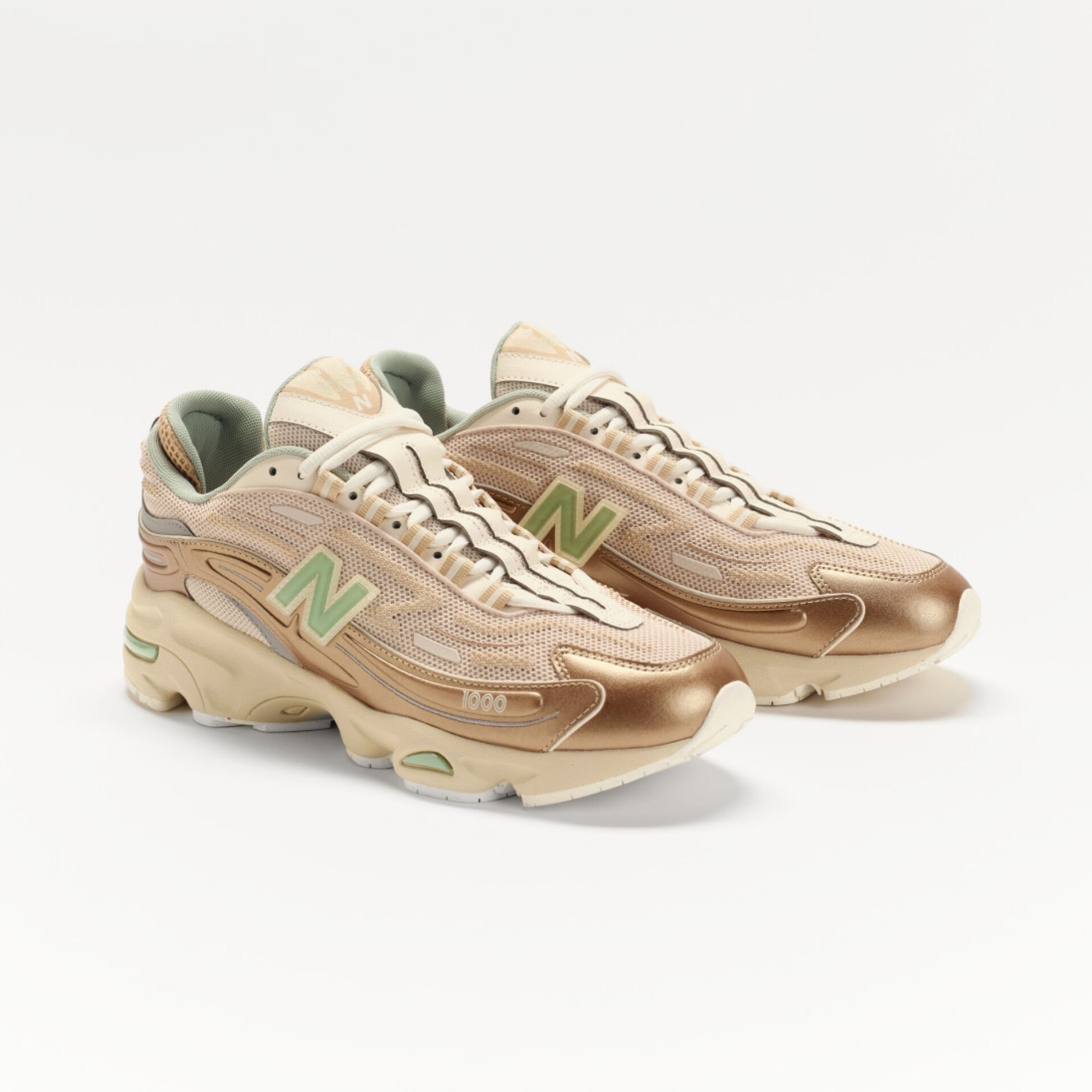 M1000 shoes tan and gold.