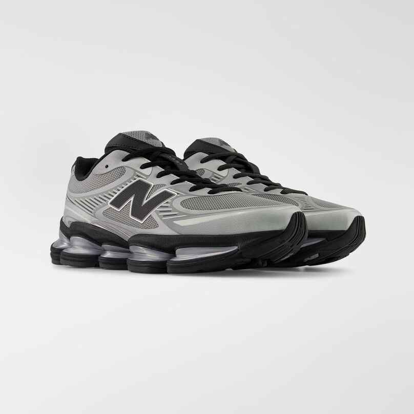 Unisex ABZORB 2000 shoes.